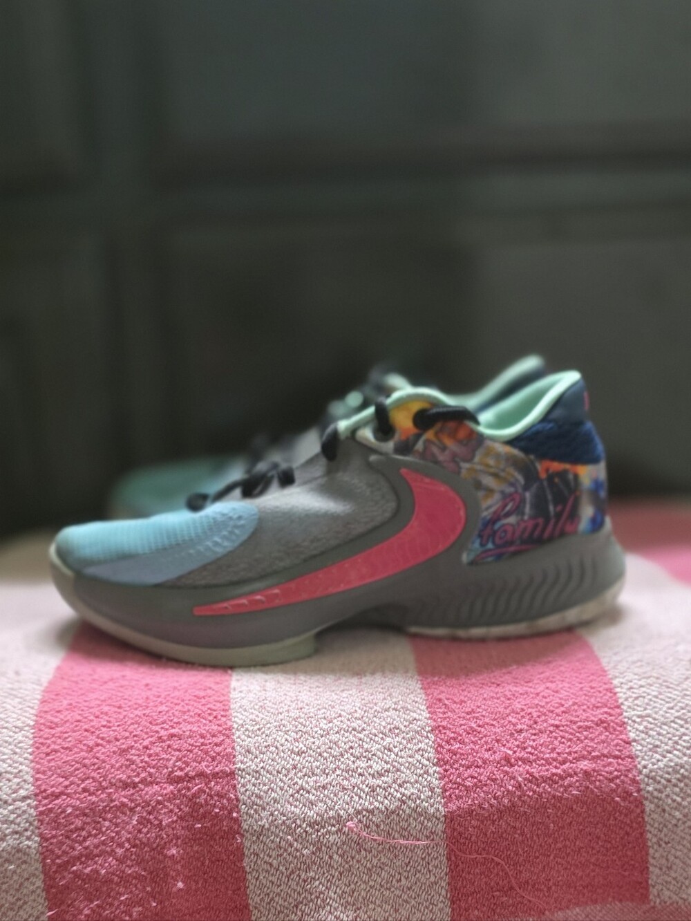 Nike Freak 4 Gray Sneakers with Pink Swoosh and Teal Accents